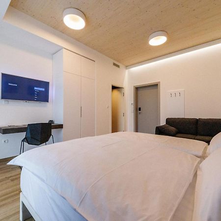 WUD hotel Ljubljana Buitenkant foto