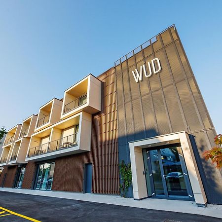 WUD hotel Ljubljana Buitenkant foto