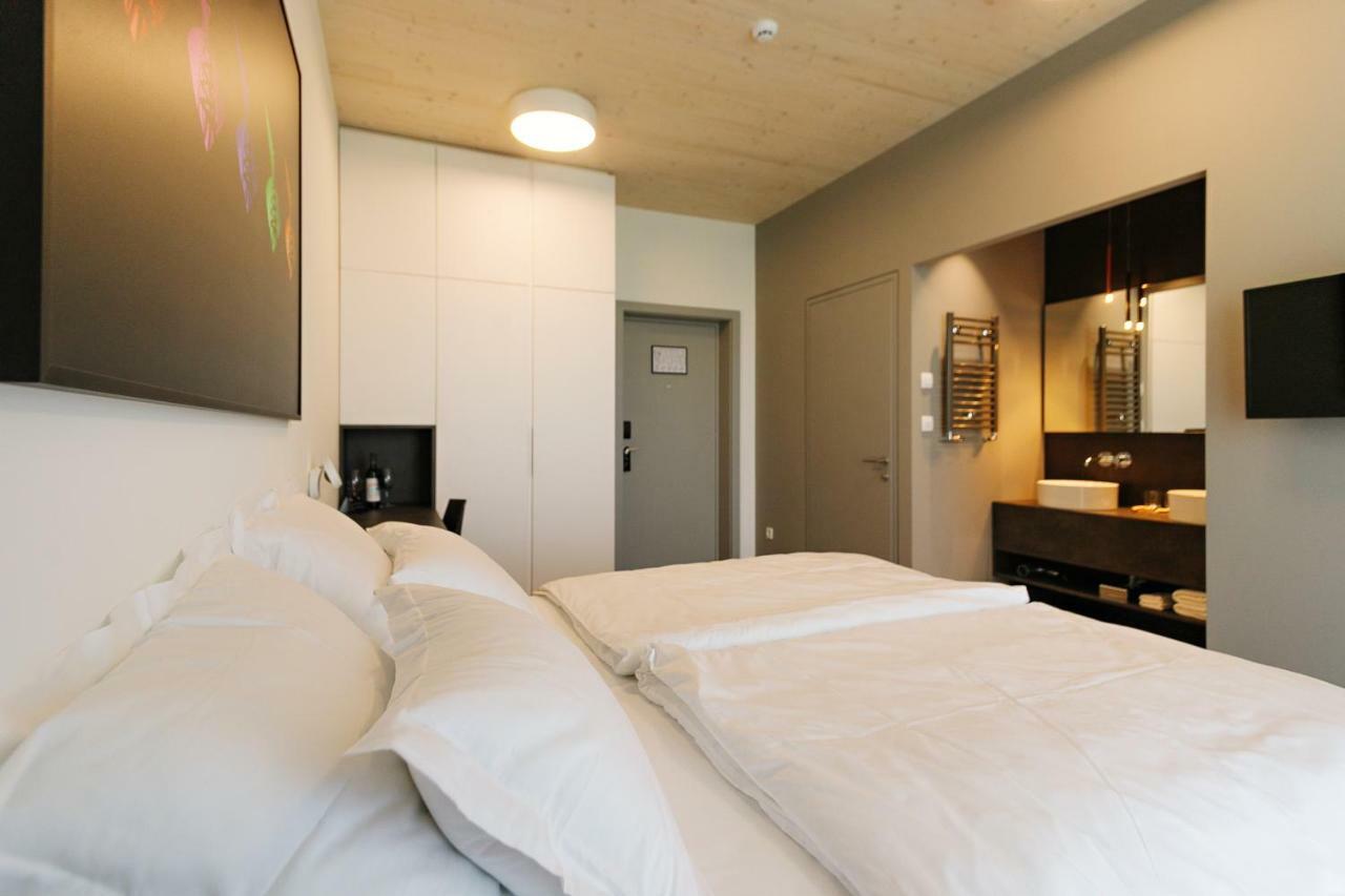WUD hotel Ljubljana Buitenkant foto